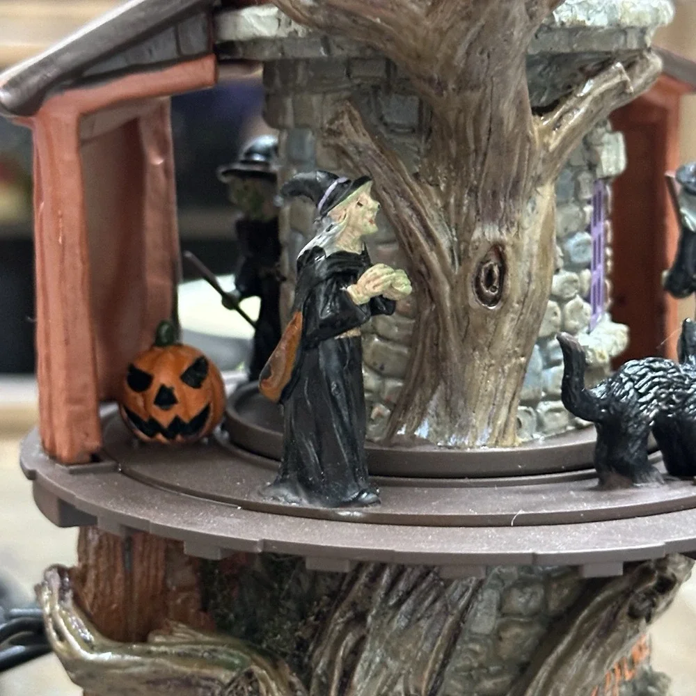 Lemax Spooky Town Witches Tower Michaels Exclusive 2018‎ w/ Box & Adapter